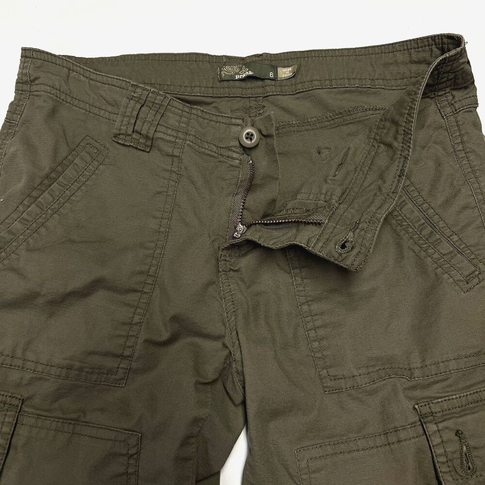 Prana Women's Low Rise Bermuda Cargo Shorts Outdoor 12.5" Inseam Size 6 Green - Picture 6 of 13
